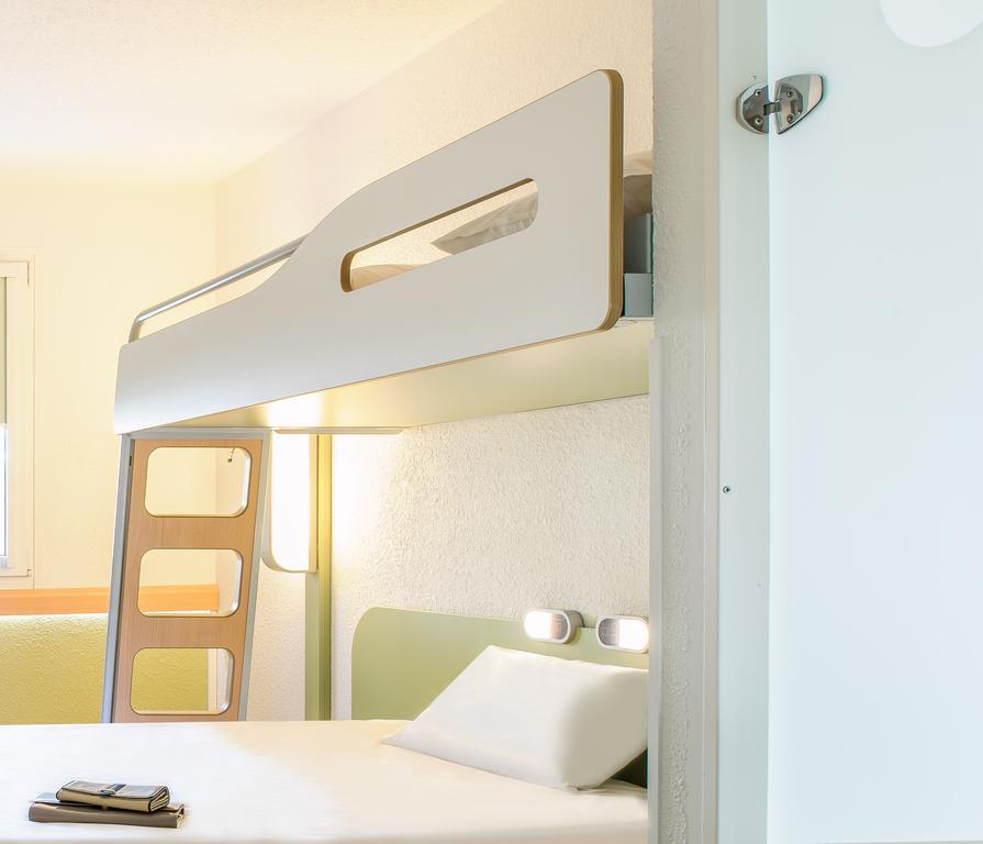 Ibis Budget คาร์ลสรูเฮอ ภายนอก รูปภาพ