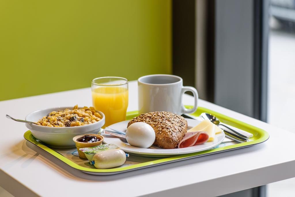 Ibis Budget คาร์ลสรูเฮอ ภายนอก รูปภาพ